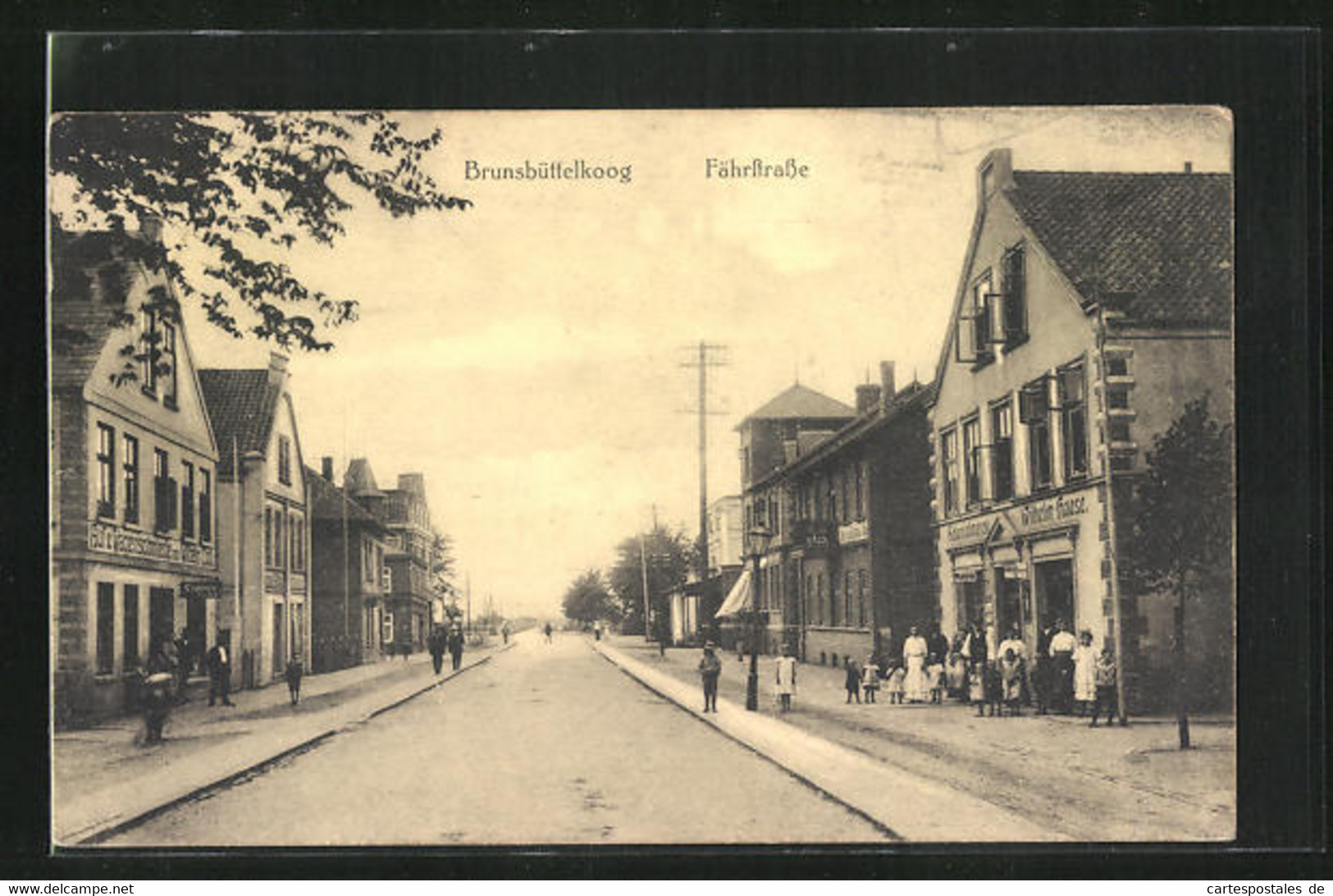 AK Brunsbüttelkoog, Fährstrasse Am Kolonialwarengeschäft Wilhelm Haase - Brunsbuettel