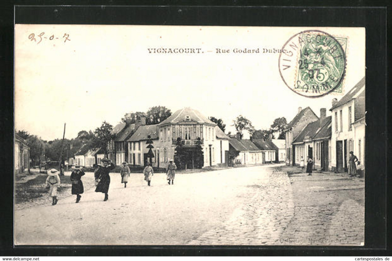 CPA Vignacourt, Rue Godard Dubuc, Vue De La Rue - Vignacourt