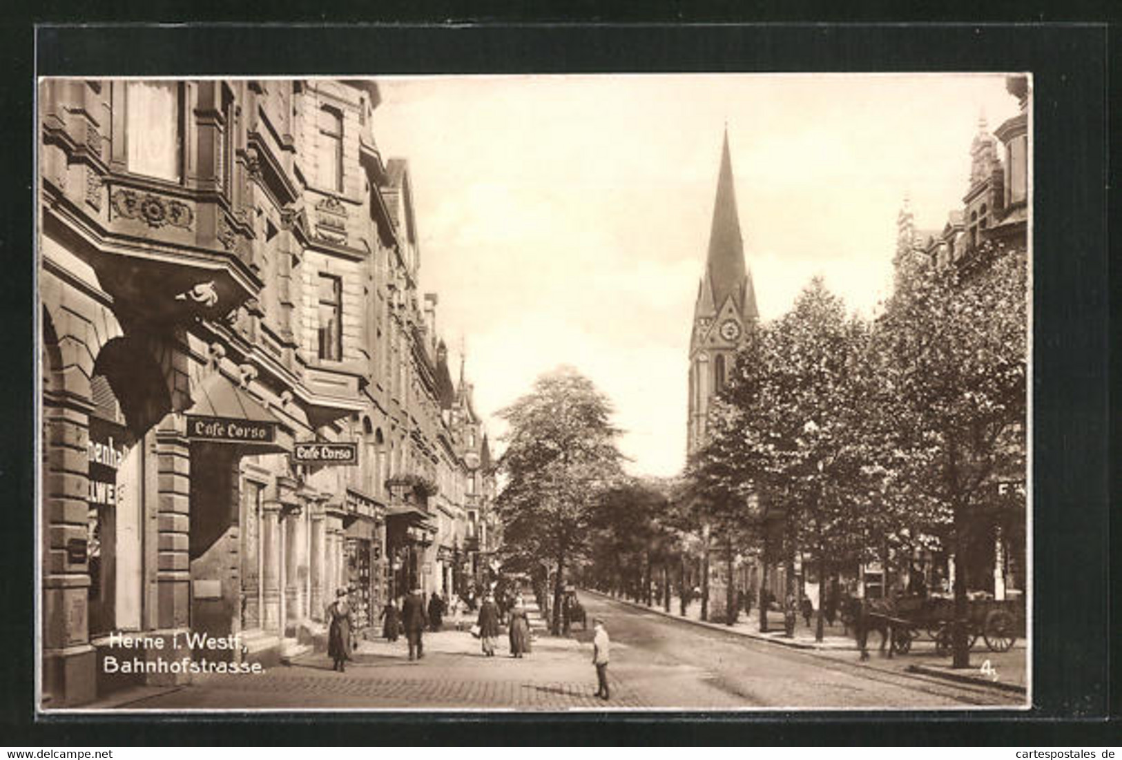 AK Herne I. Westf., Cafe Corso In Der Bahnhofstrasse, Blick Zur Kirche - Herne