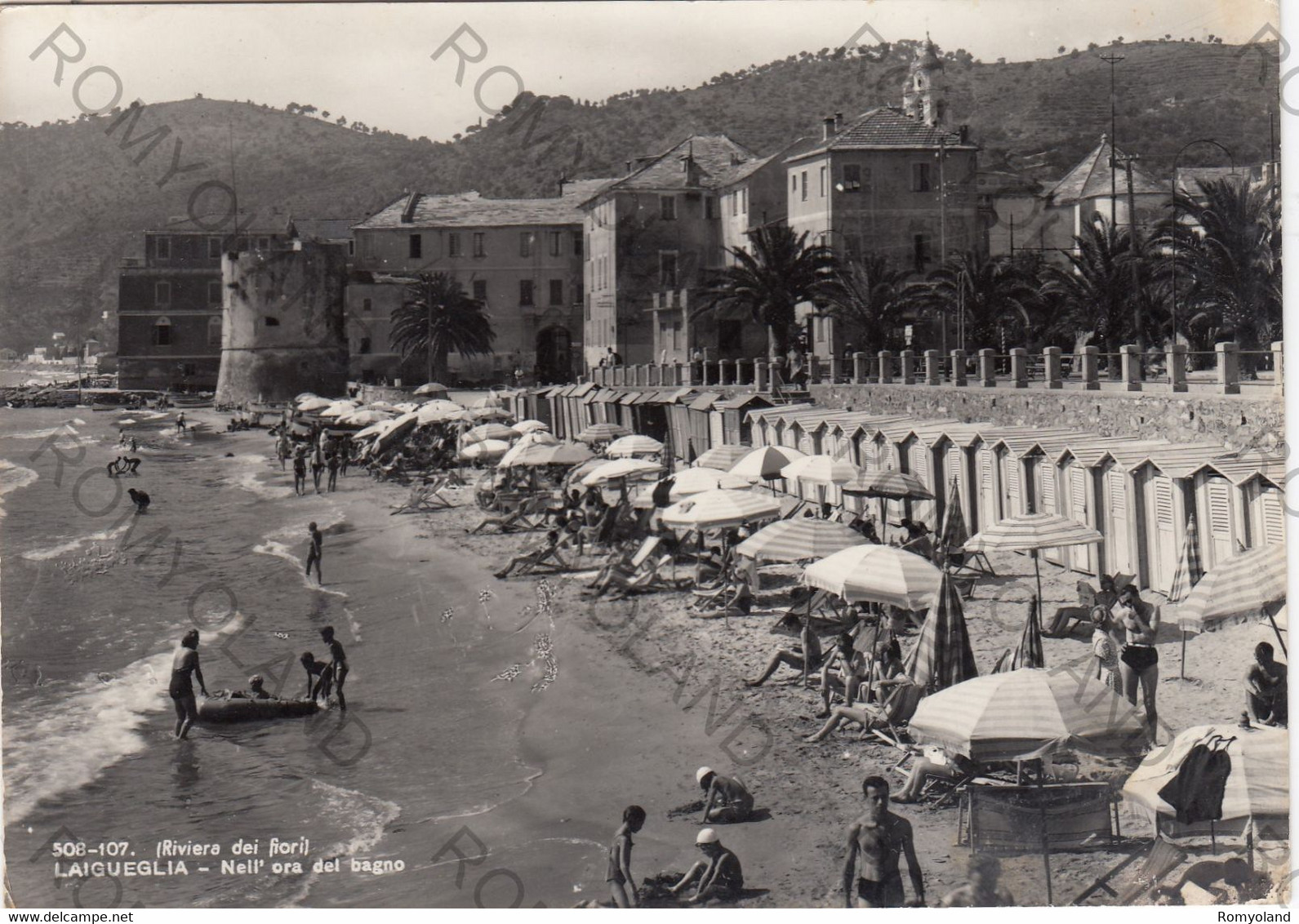 CARTOLINA  LAIGUEGLIA,SAVONA,LIGURIA,RIVIERA DEI FIORI,NELL"ORA DEL BAGNO,BARCHE,MARE,VACANZE,ESTATE,VIAGGIATA 1953 - Savona