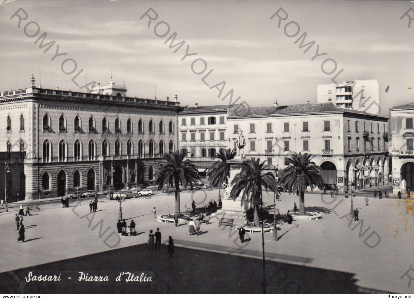 CARTOLINA  SASSARI,SARDEGNA,PIAZZA D"ITALIA,MEMORIA,STORIA,RELIGIONE,BELLA ITALIA,IMPERO ROMANO,VIAGGIATA 1958 - Sassari