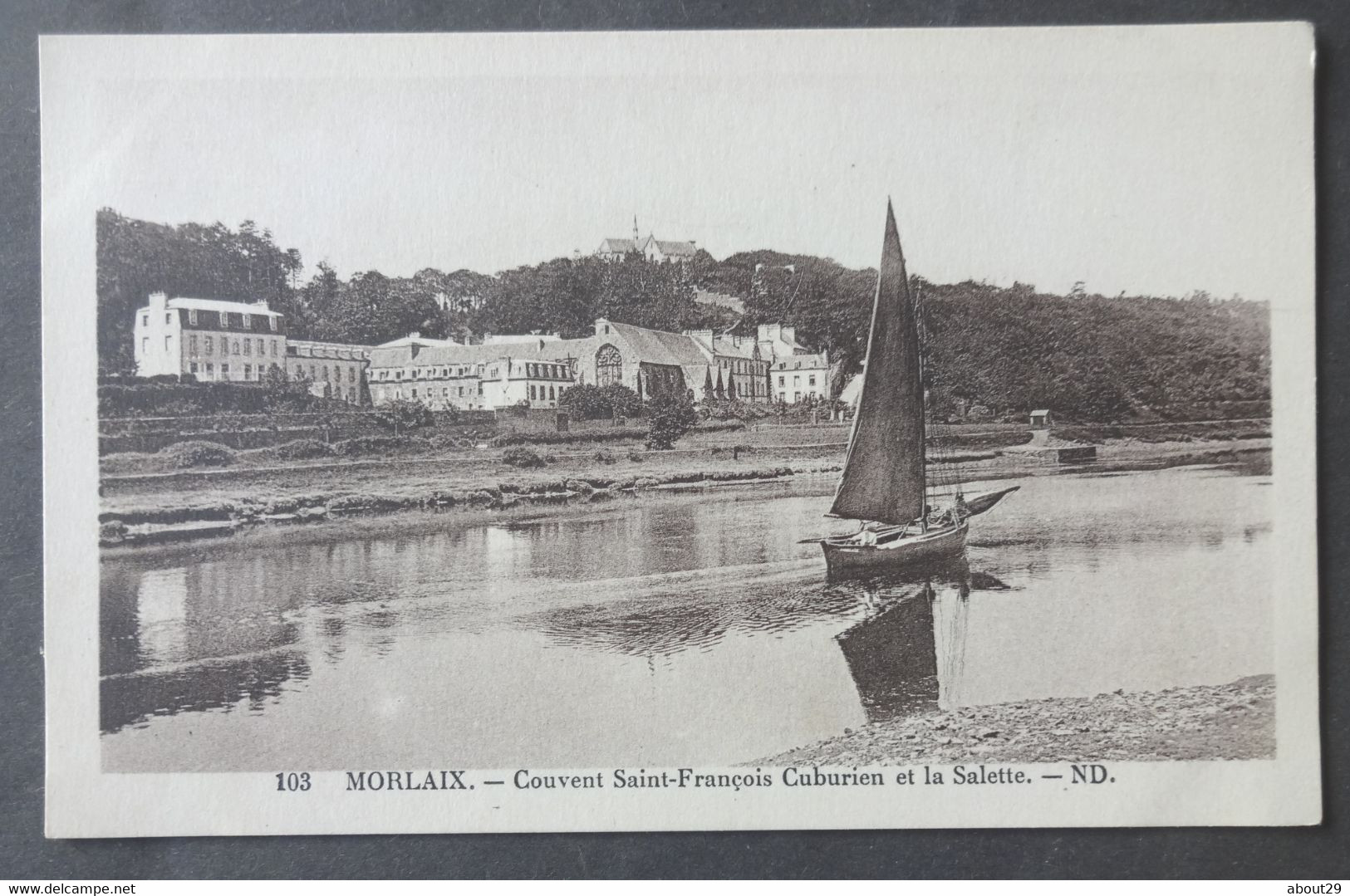 CPA 29 MORLAIX - Couvent Saint François Cuburien Et La Salette - ND 103 - Réf. V 130 - Morlaix