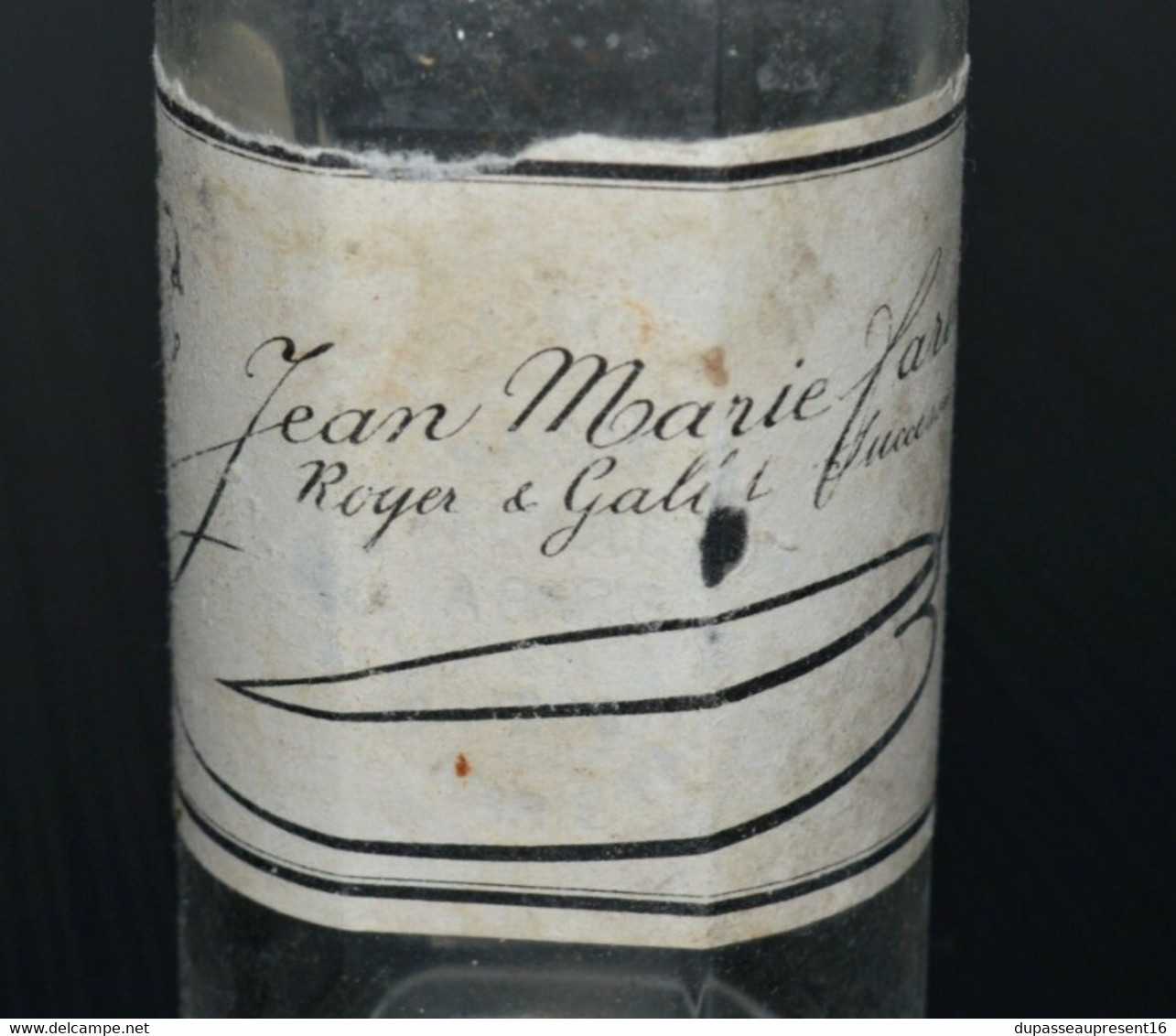 ANCIEN FLACON Parfum JEAN MARIE FARINA ROGER Et GALLET Successeur XIXe Vitrine Collection Déco Vitrine - Flacons (vides)