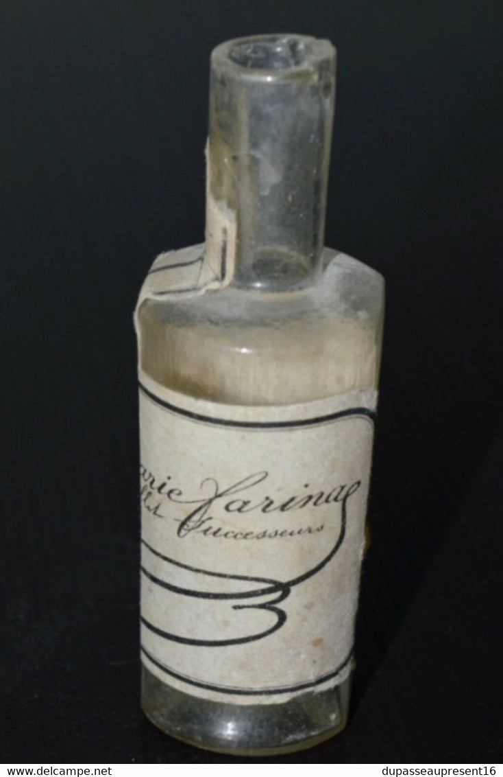 ANCIEN FLACON Parfum JEAN MARIE FARINA ROGER Et GALLET Successeur XIXe Vitrine Collection Déco Vitrine - Flakons (leer)