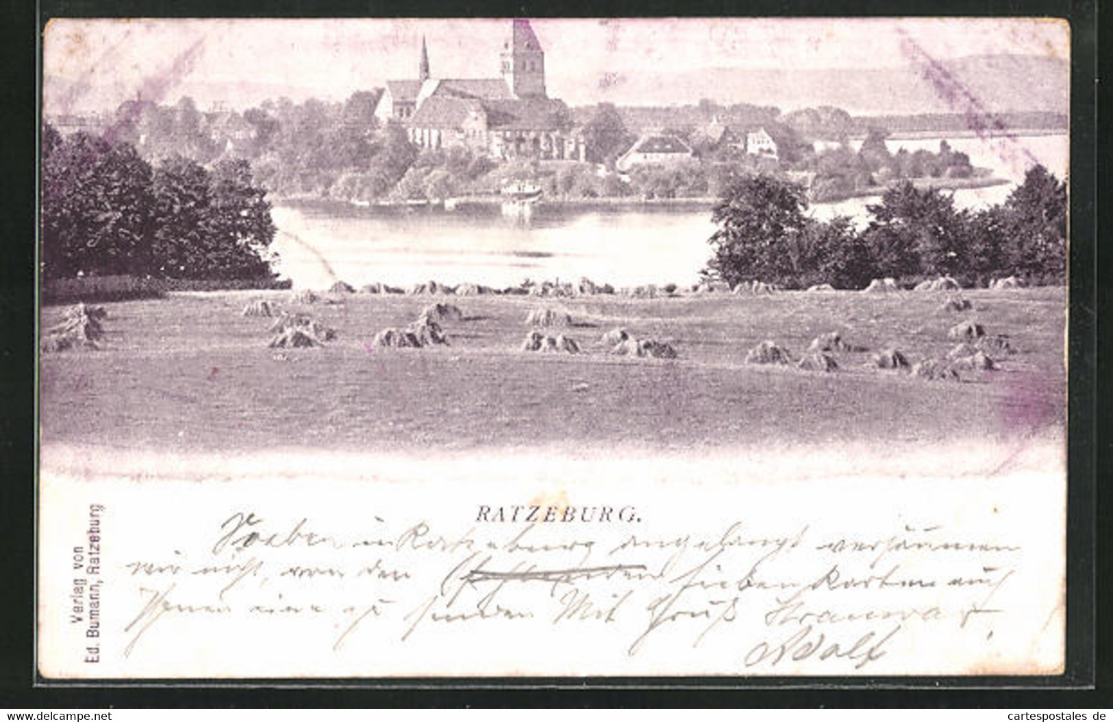AK Ratzeburg, Blick über Felder Und See Auf Die Kirche, Heuballen - Ratzeburg