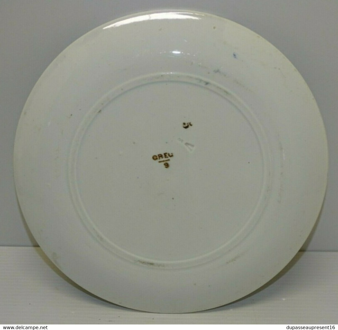 ASSIETTE CREIL & MONTEREAU EXPOSITION de 1889 CHAMPS DE MARS HABITAT GREU XIXe