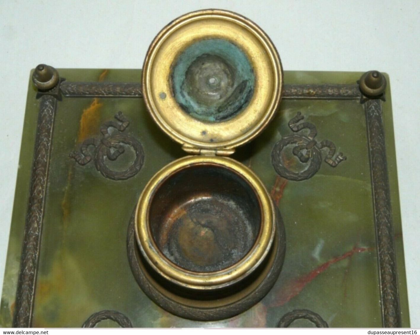 BEL ENCRIER BRONZE ET ONYX STYLE EMPIRE XIX COLLECTION BUREAU INKWELL COLLECTION DECO VITRINE - Inkwells