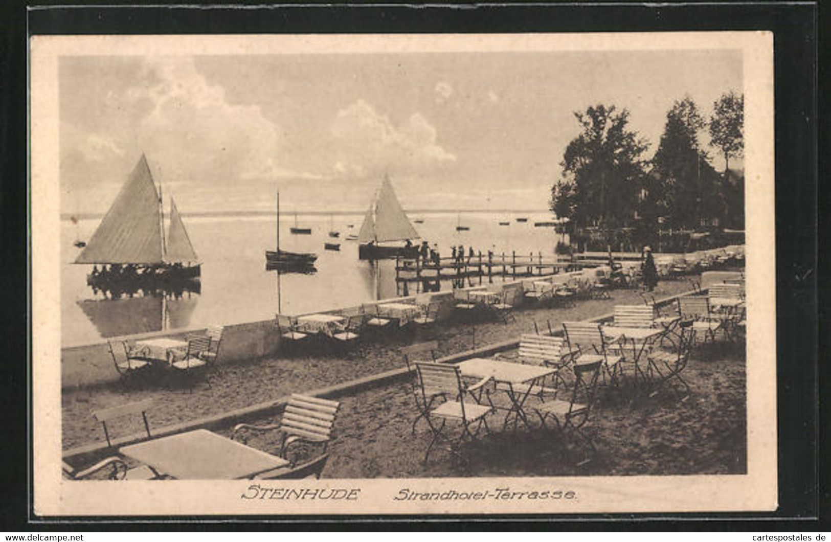 AK Steinhude, Seepartie Mit Strandhotel-Terrasse - Steinhude