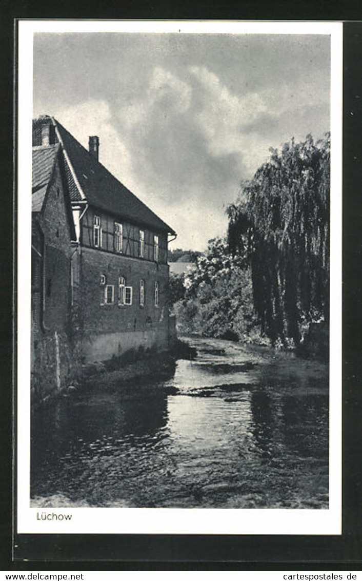 AK Lüchow, Flusspartie Mit Fachwerkhaus - Lüchow