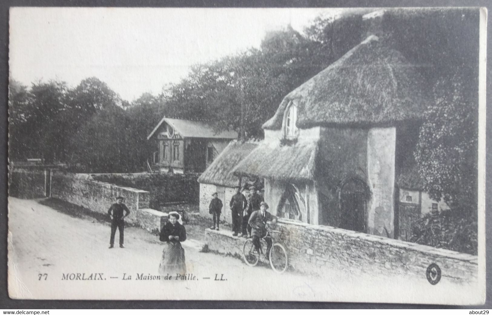 CPA 29 MORLAIX - La Maison De Paille - Animation, Vélo -  LL 77 - Ref. A 09 - Morlaix