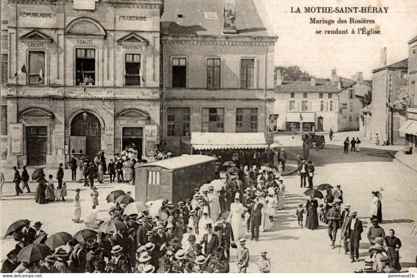 CPA La Mothe-Saint-Héray Mariage Des Rosières Se Rendant à L'Eglise - Reproduction - La Mothe Saint Heray