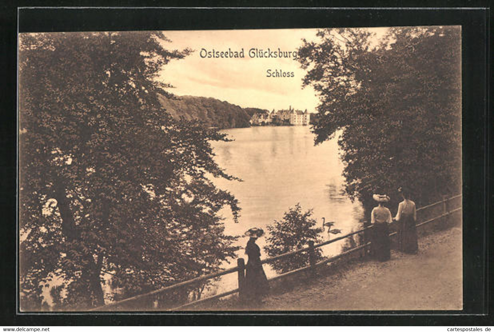 AK Glücksburg /Ostsee, Schloss Am Wasser - Gluecksburg