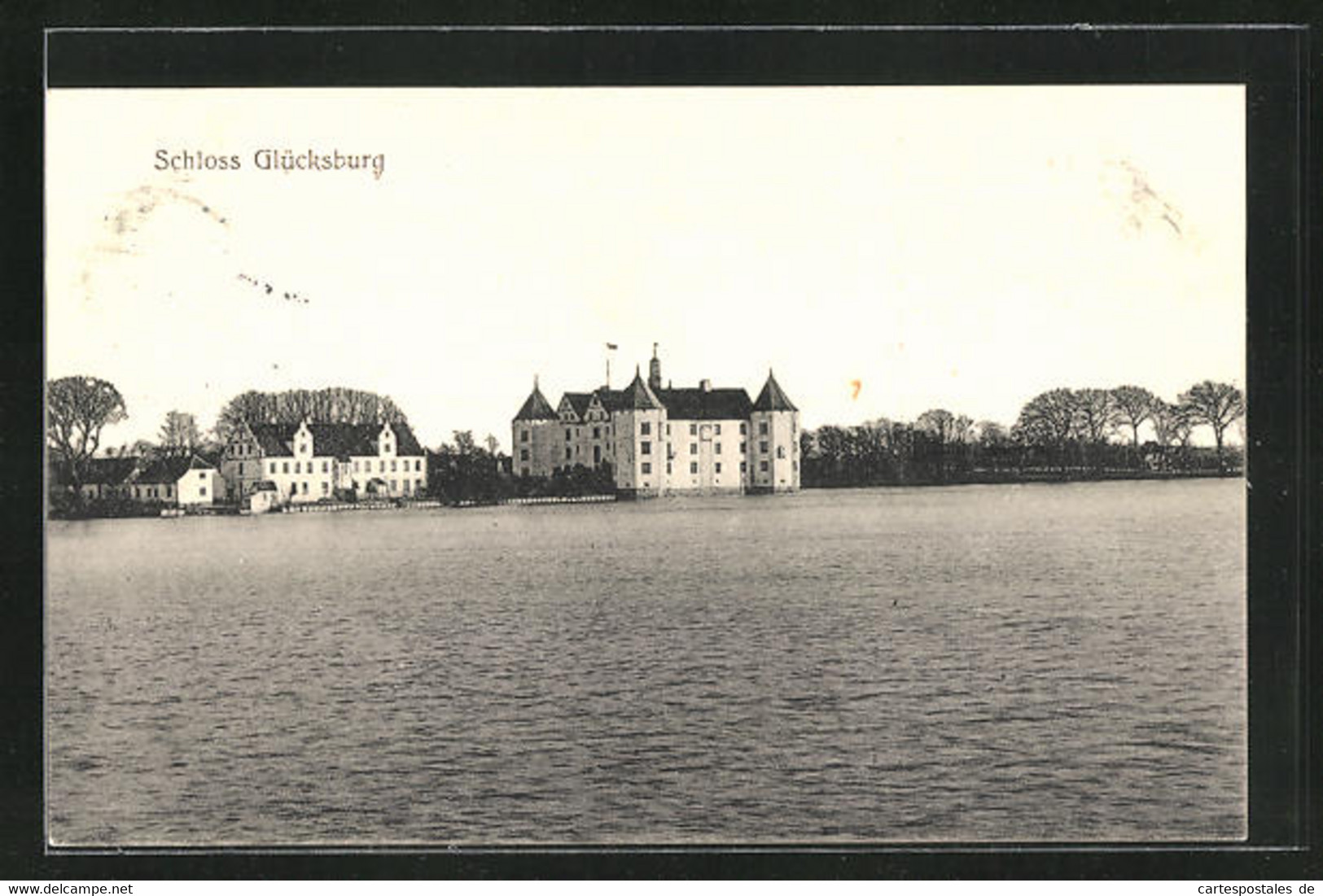 AK Glücksburg /Ostsee, Schloss Mit Bäumen - Gluecksburg