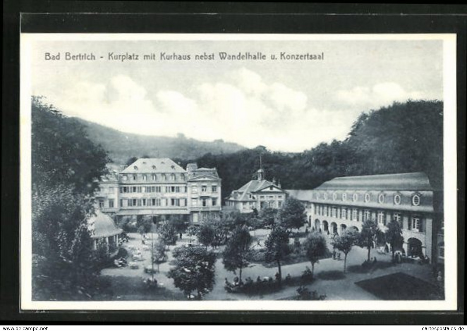 AK Bad Bertrich, Kurplatz Mit Kurhaus Nebst Wandelhalle Und Konzertsaal - Konz