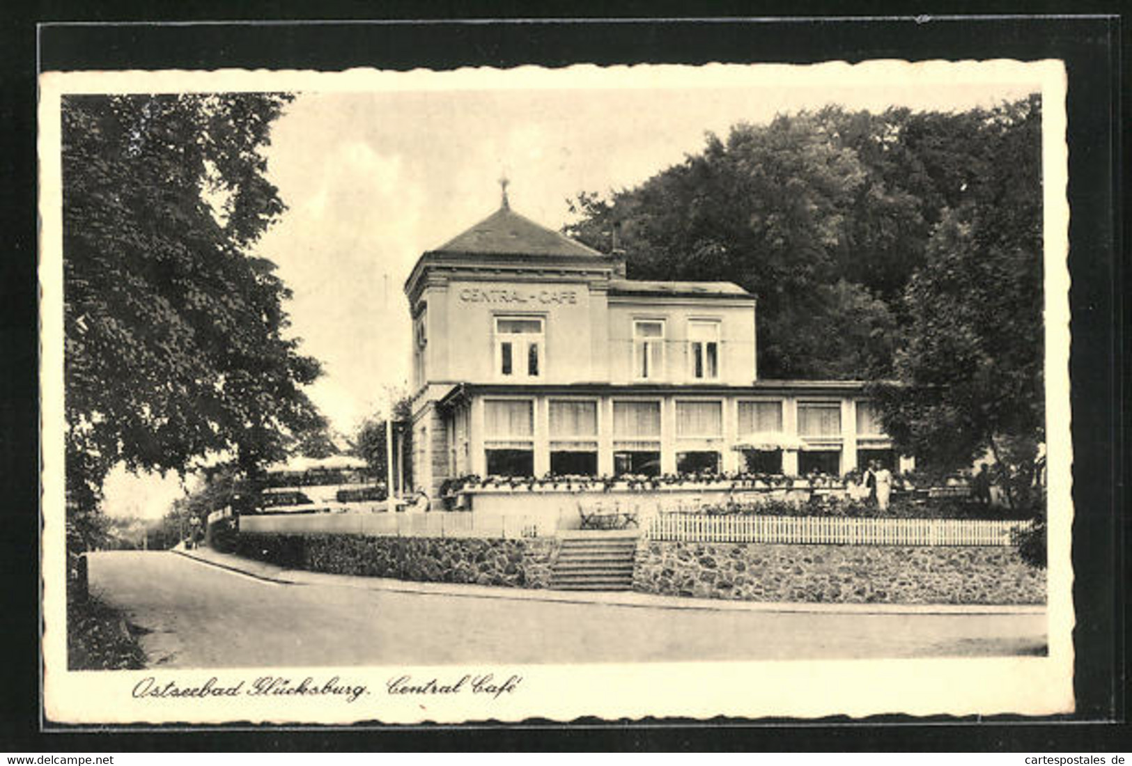 AK Glücksburg, Central Café - Gluecksburg