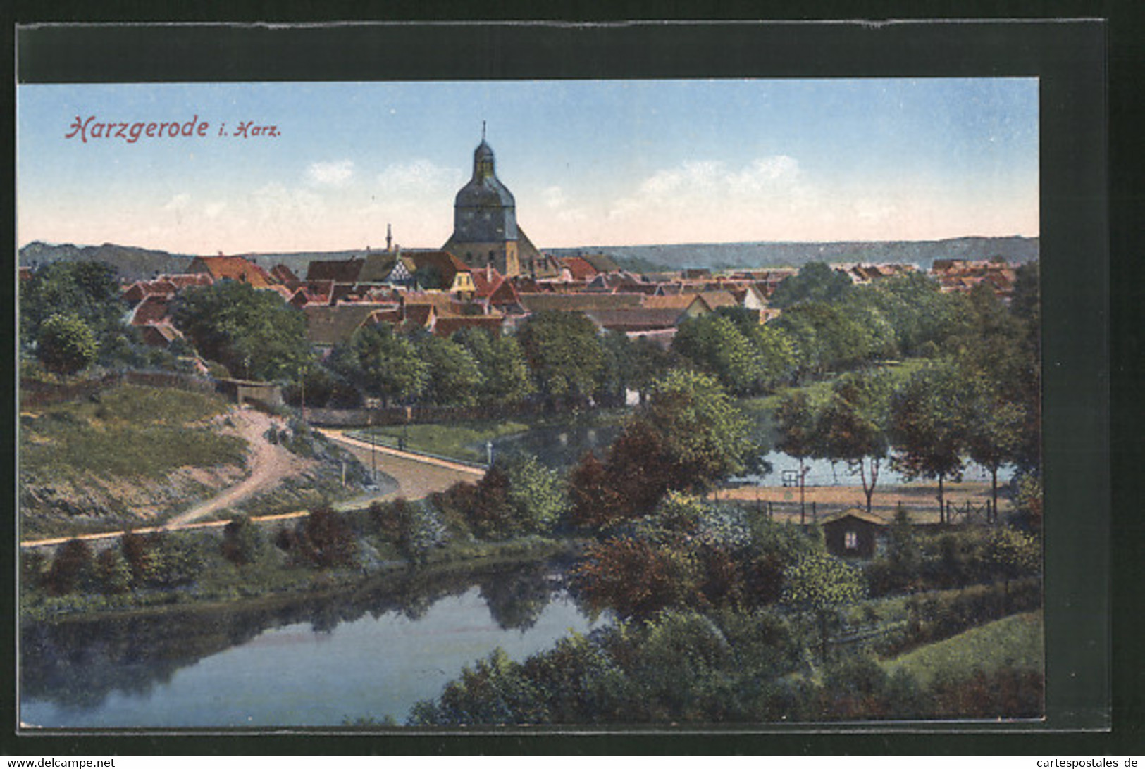 AK Harzgerode I. Harz, Ortsansicht Mit Kirche - Harzgerode