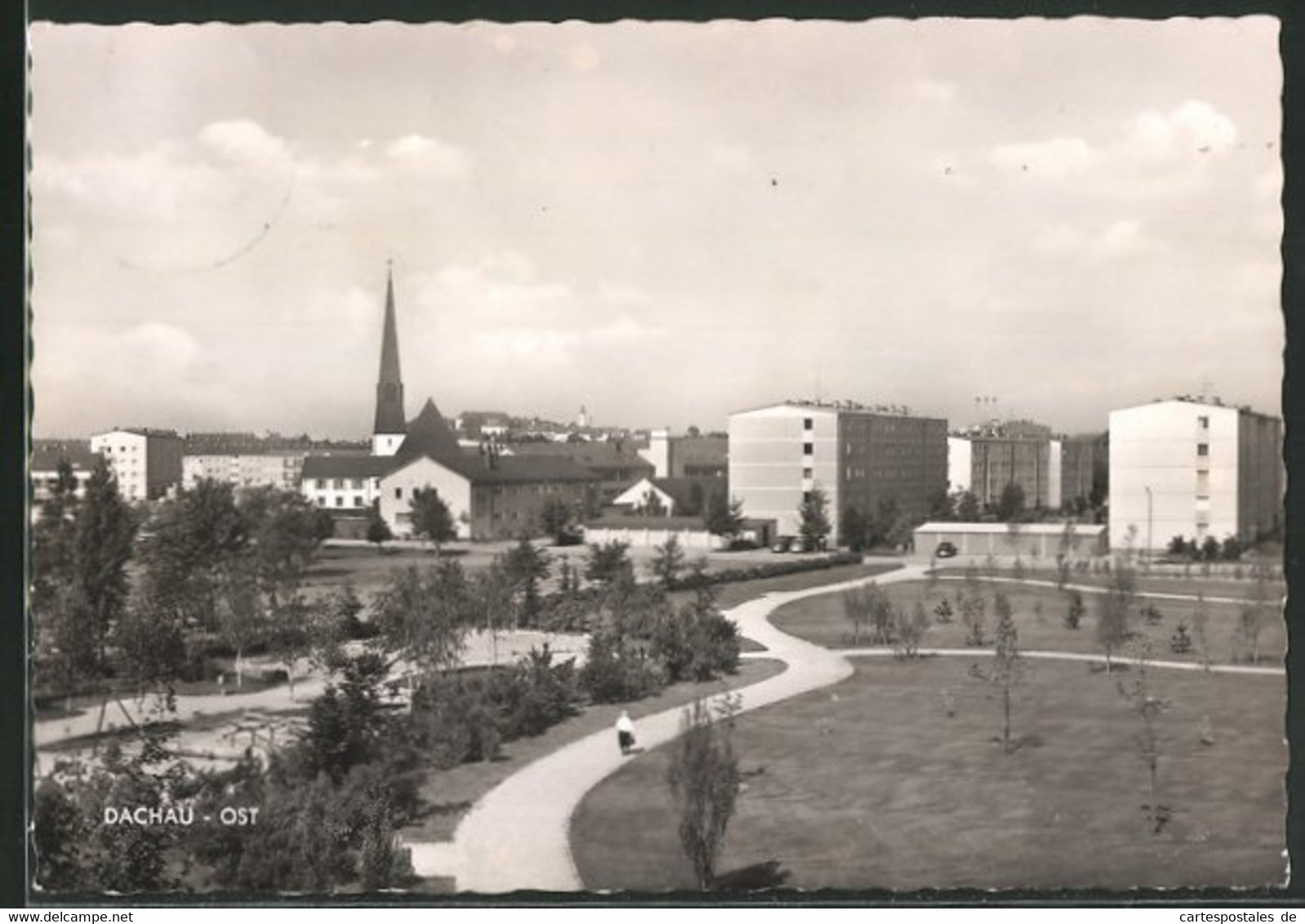 AK Dachau, Ortspartie, Kirche - Dachau