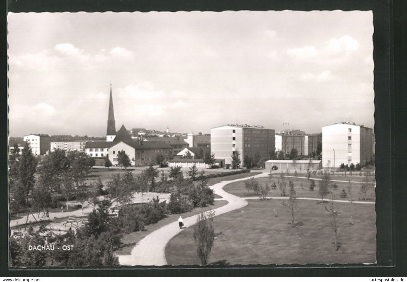 AK Dachau, Ortspartie, Kirche - Dachau