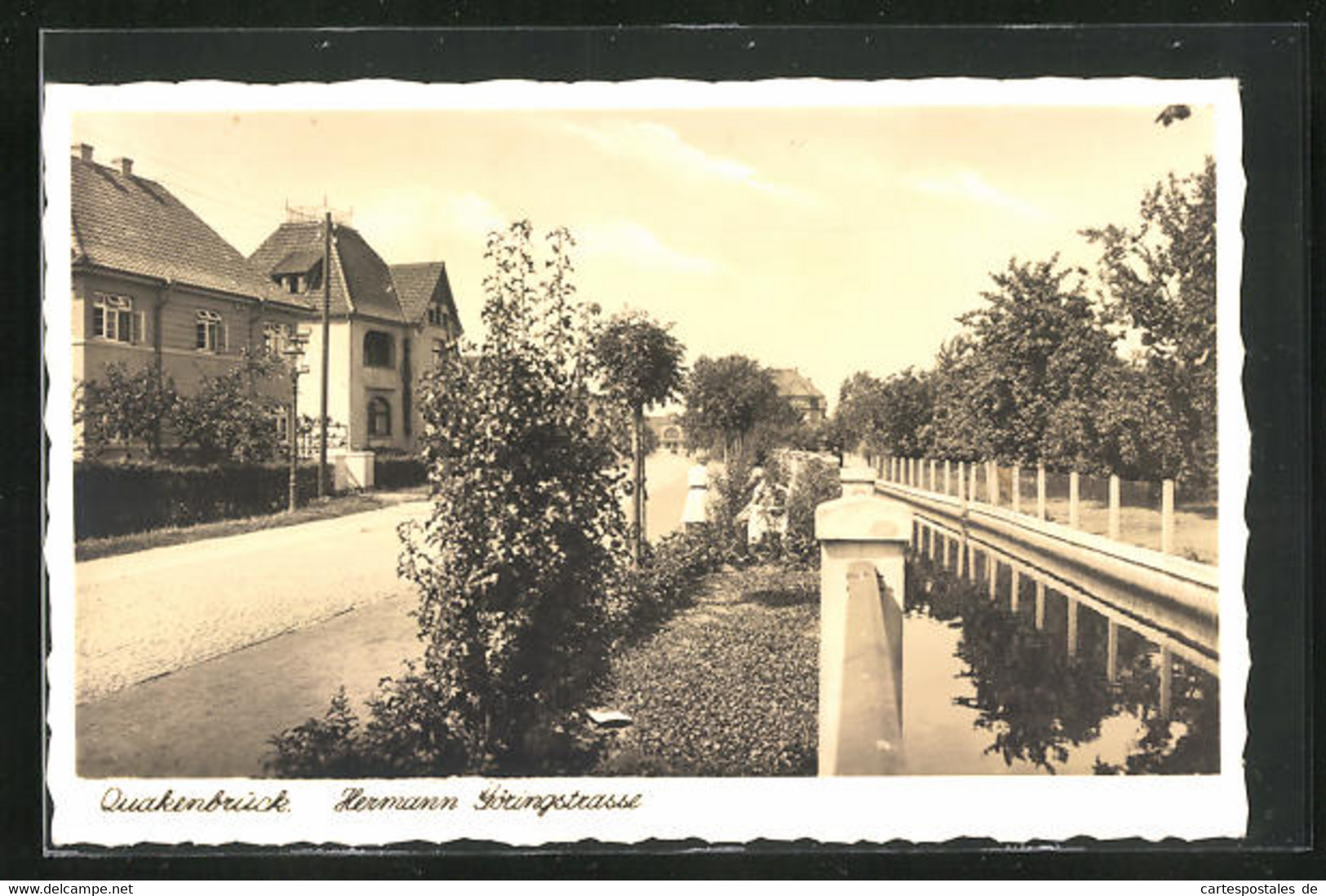 AK Quakenbrück, Hermann Göringstrasse Im Sonnenschein - Quakenbrueck