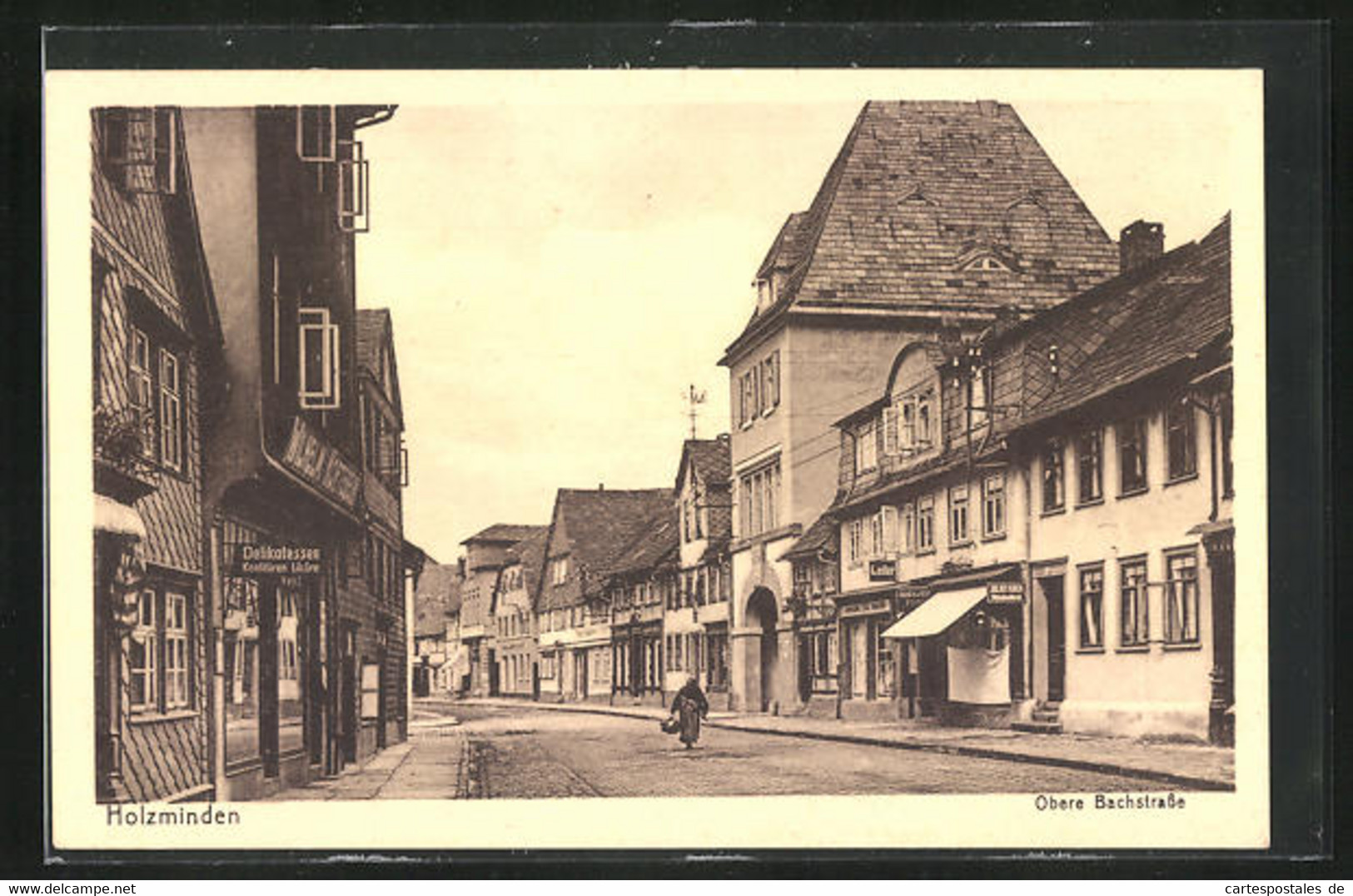 AK Holzminden, Obere Bachstrasse Mit Geschäften - Holzminden