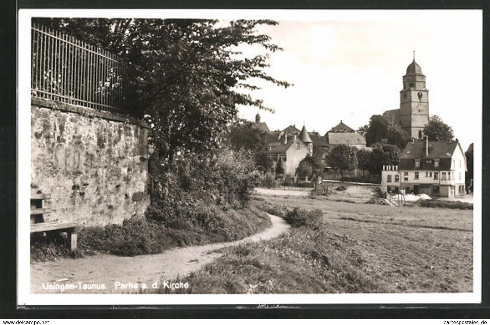 AK Usingen / Taunus, Teilansicht Mit Kirche - Usingen