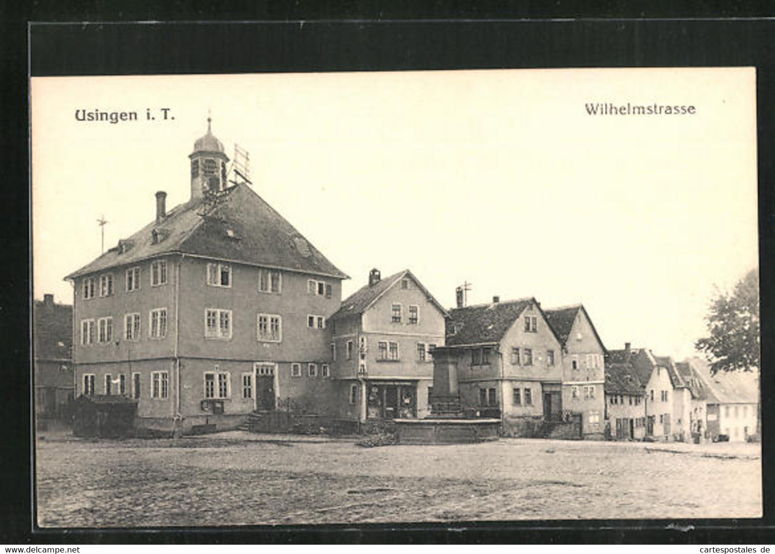 AK Usingen I. T., Wilhelmstrasse Mit Kirche - Usingen