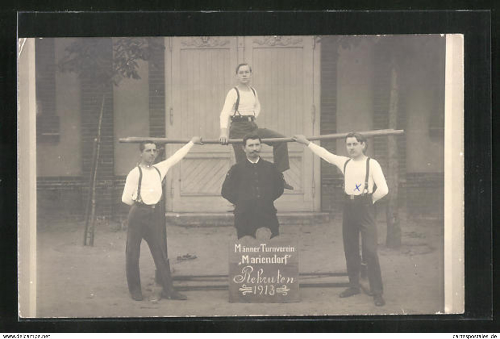 Foto-AK Berlin-Mariendorf, Männer Turnverein Mariendorf, Rekruten 1913 Am Reck - Tempelhof