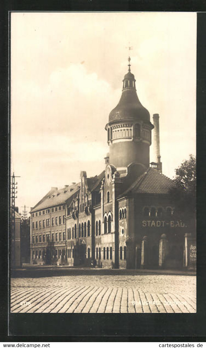 Foto-AK Glauchau, Blick Auf Das Stadtbad - Glauchau