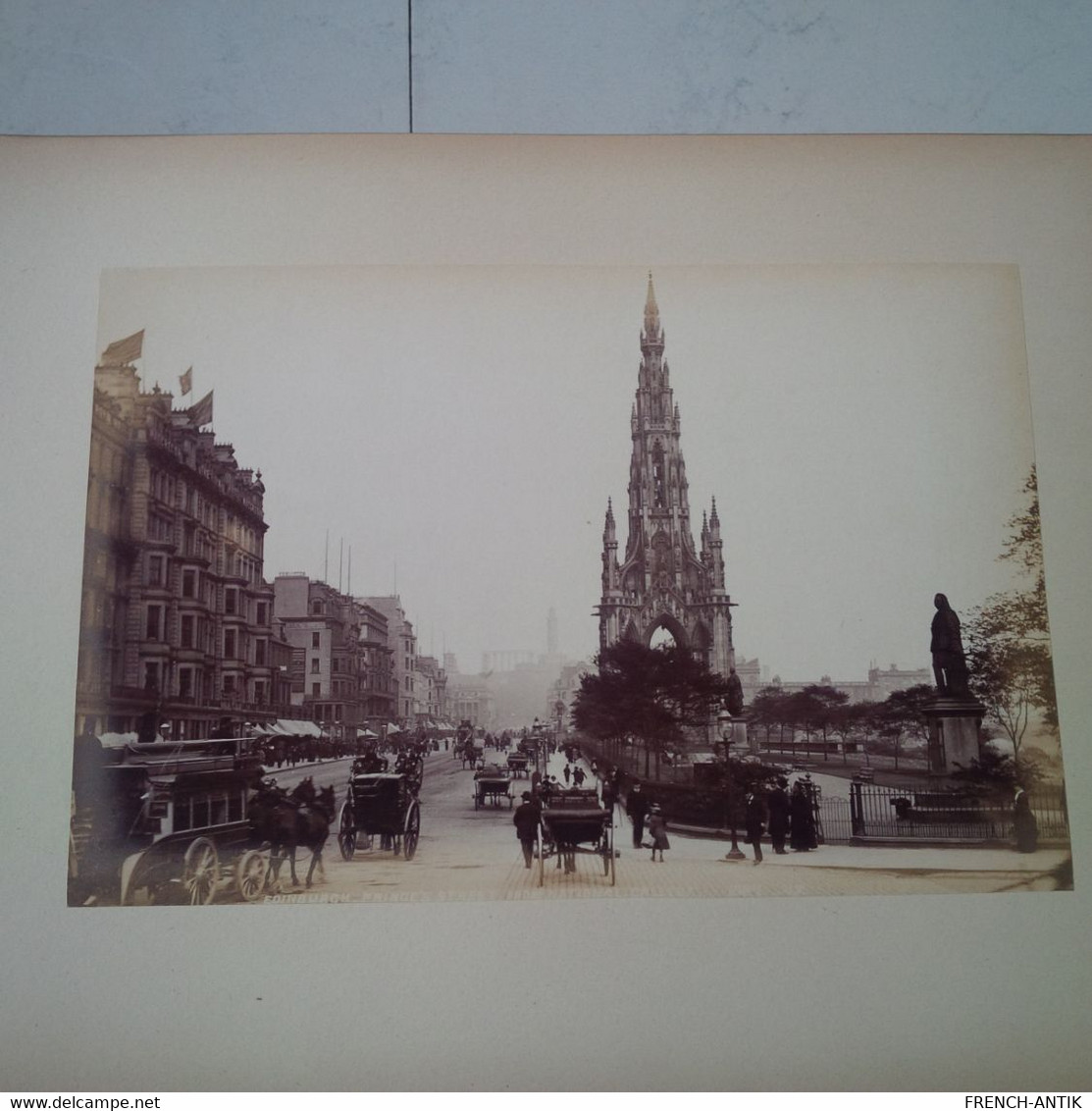 ALBUM PHOTO ECOSSE 1884 ENVRION 40 PHOTOGRAPHIES SITUE - Albumes & Colecciones