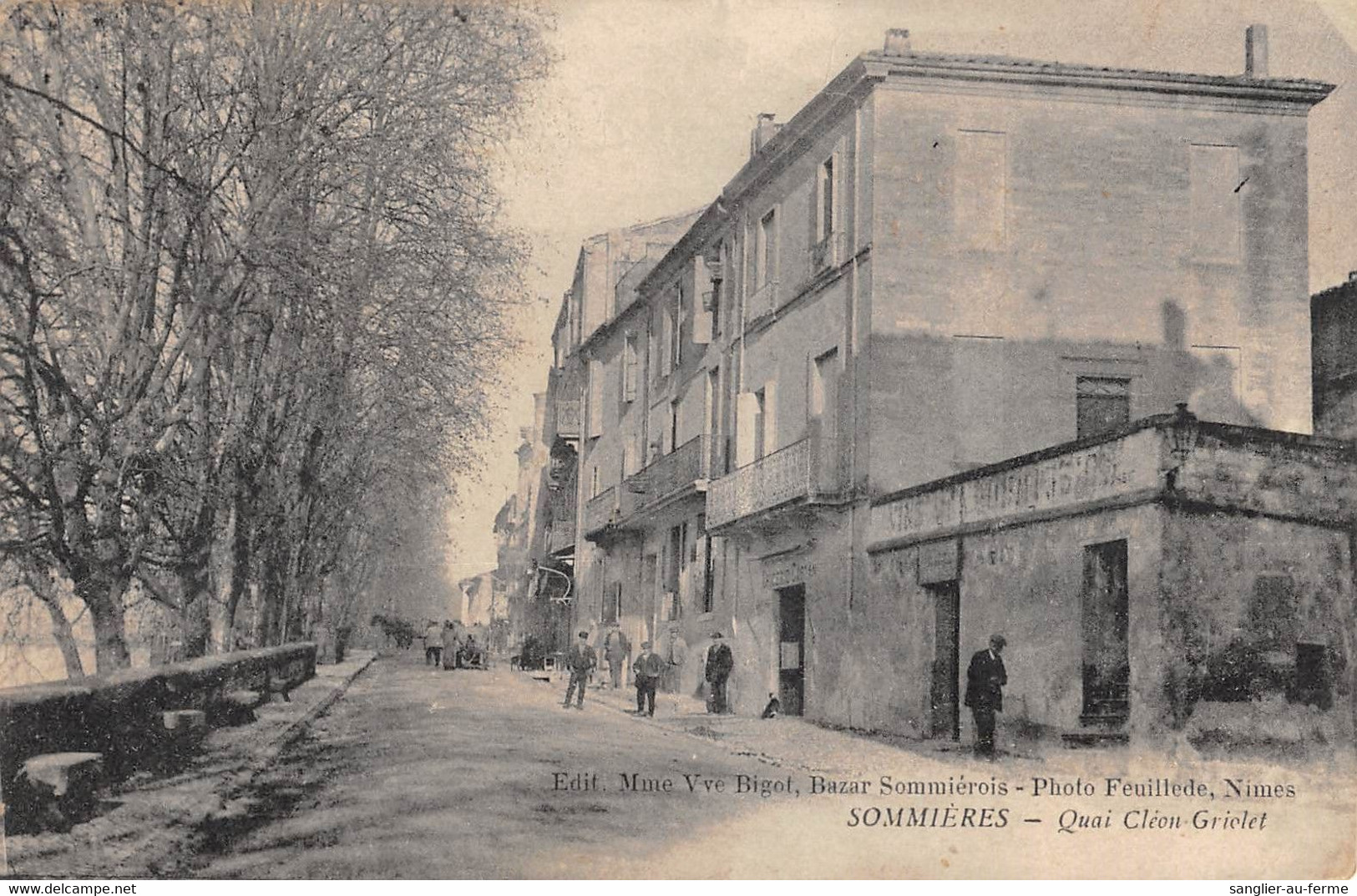 CPA 30 SOMMIERES QUAI CLEON GRIOLLET - Sommières