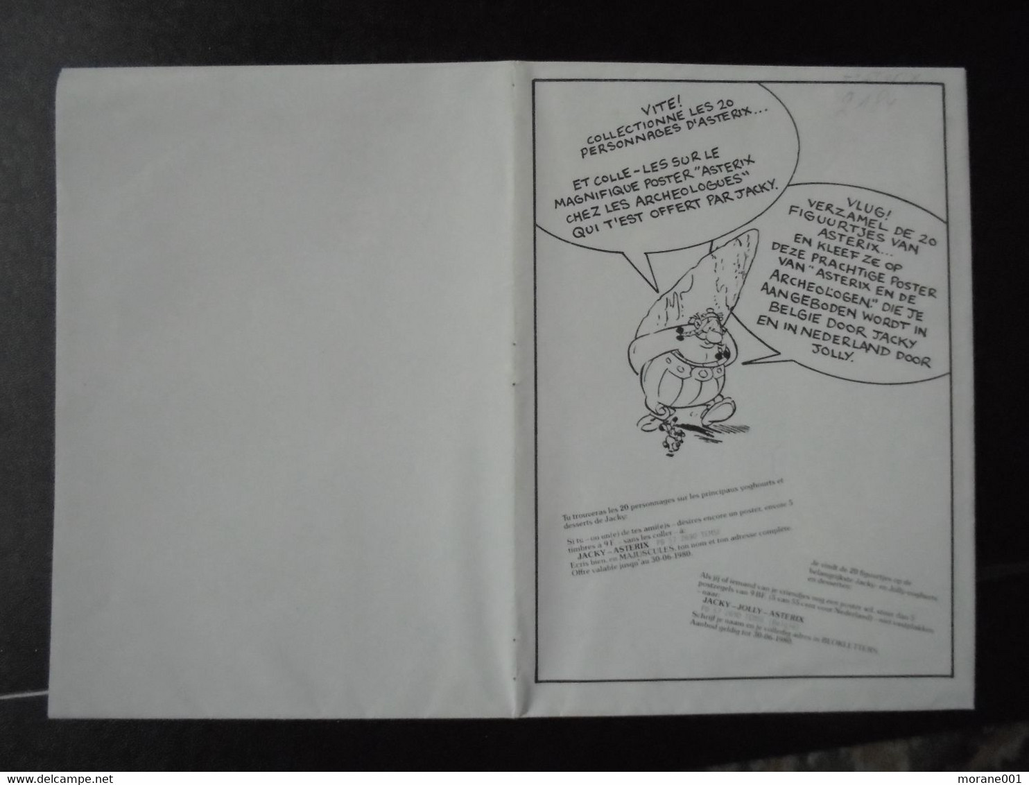 Poster Asterix Chez Les Archeologues Publicitaire Jacky  Format 60 X 86 Bon Etat - Affiches & Posters