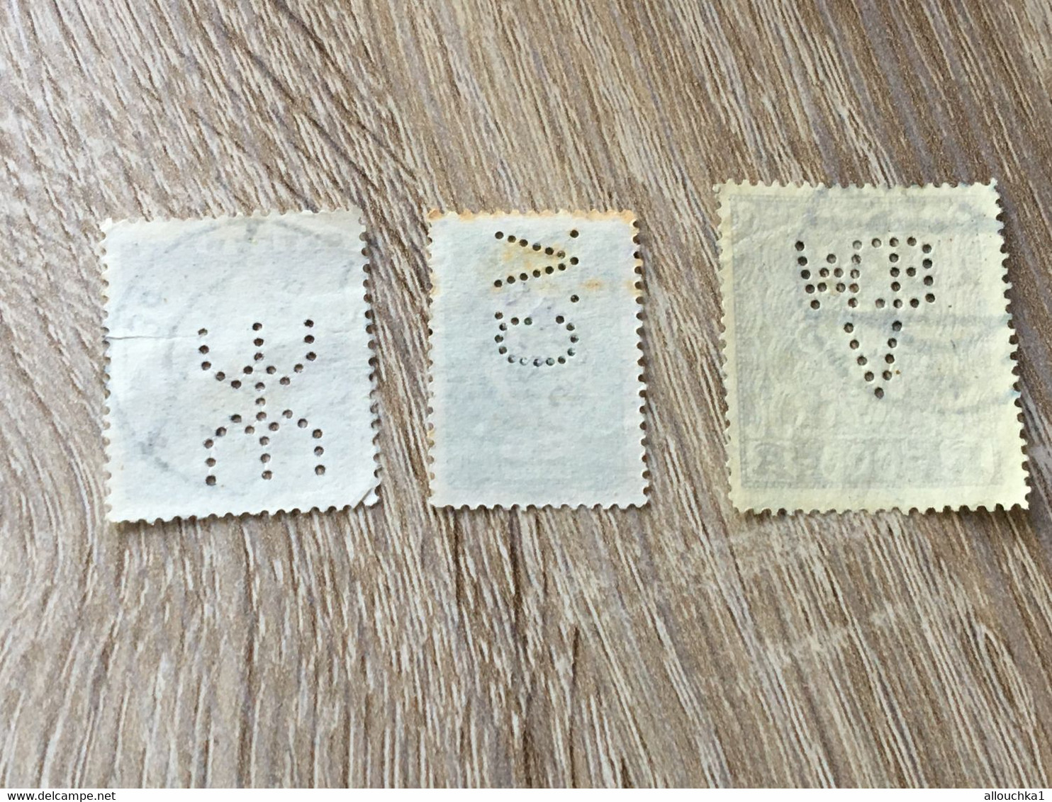 ÖSTERREICH-Autriche Stempel  -Perforé-Perforés,Perfin Perfins,,Perforato, Perforated, Perforata,Durchlöche - Perforiert/Gezähnt