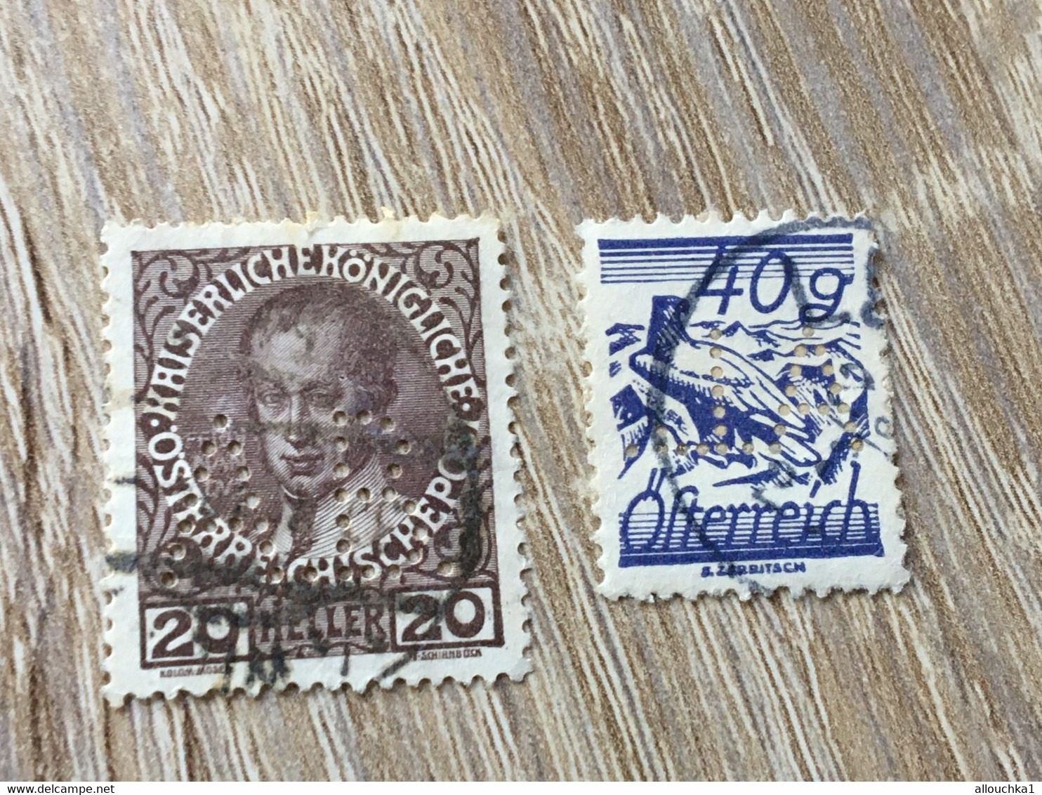 ÖSTERREICH-Autriche Stempel  -Perforé-Perforés,Perfin Perfins,,Perforato, Perforated, Perforata,Durchlöche - Perfins