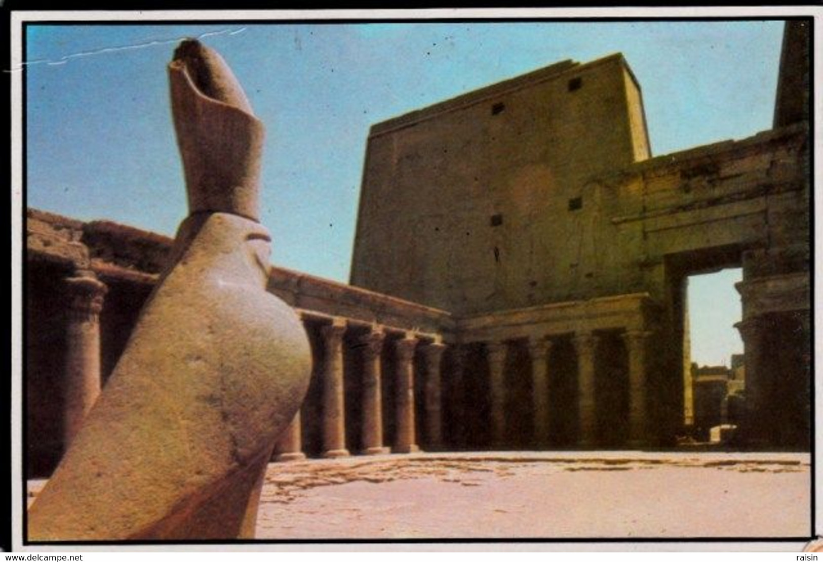 Egtpte Edfou  Forecourt In Horus  Temple   état Moyen - Idfu