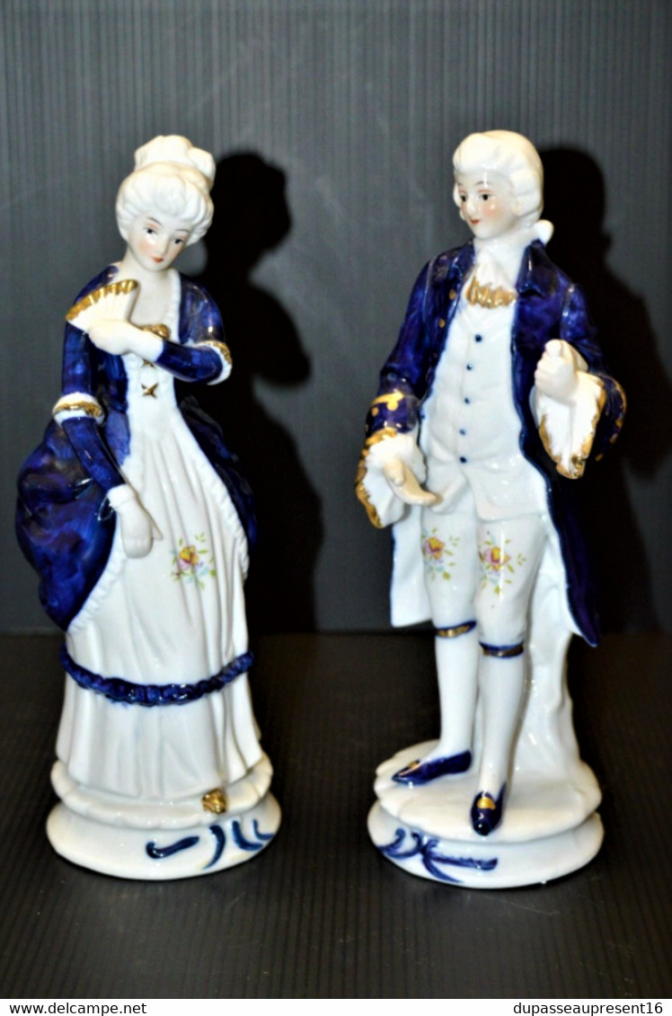 STATUETTE COUPLE MARQUIS MARQUISE PORCELAINE  Peinte à La Main XXe Déco Vitrine Collection - Altri & Non Classificati