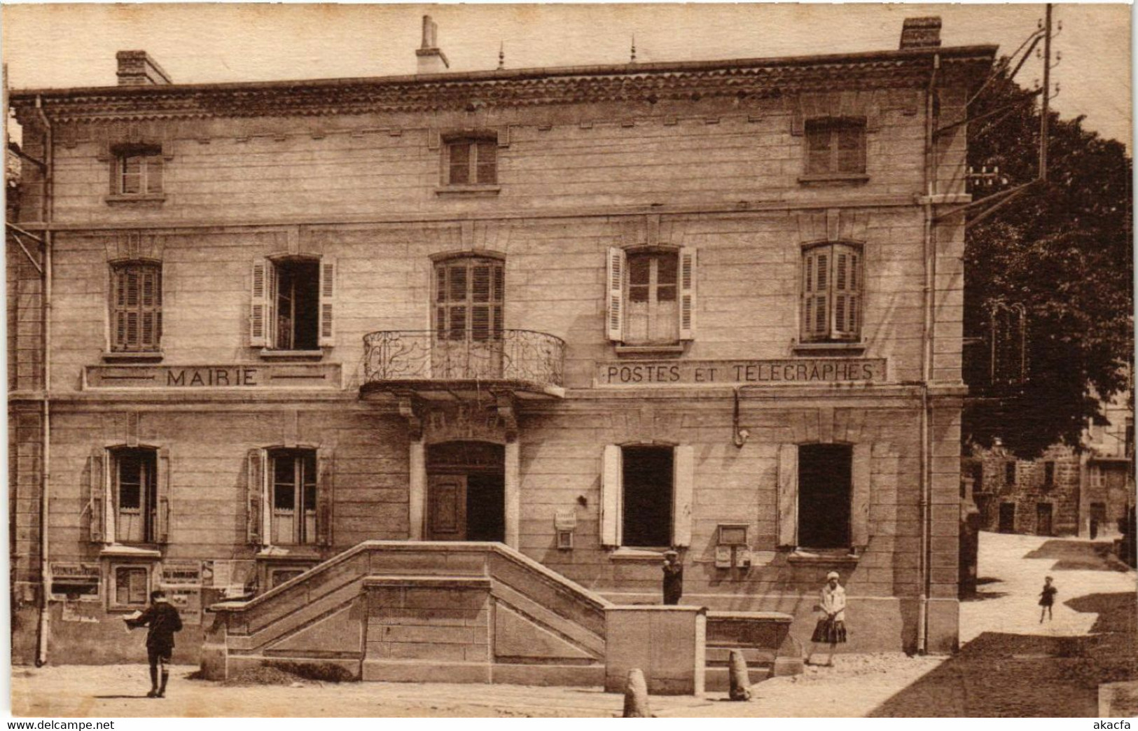 CPA St-JUSt-sur-LOIRE - Hotel De Ville - Hotel Des Postes Et (510204) - Saint Just Saint Rambert
