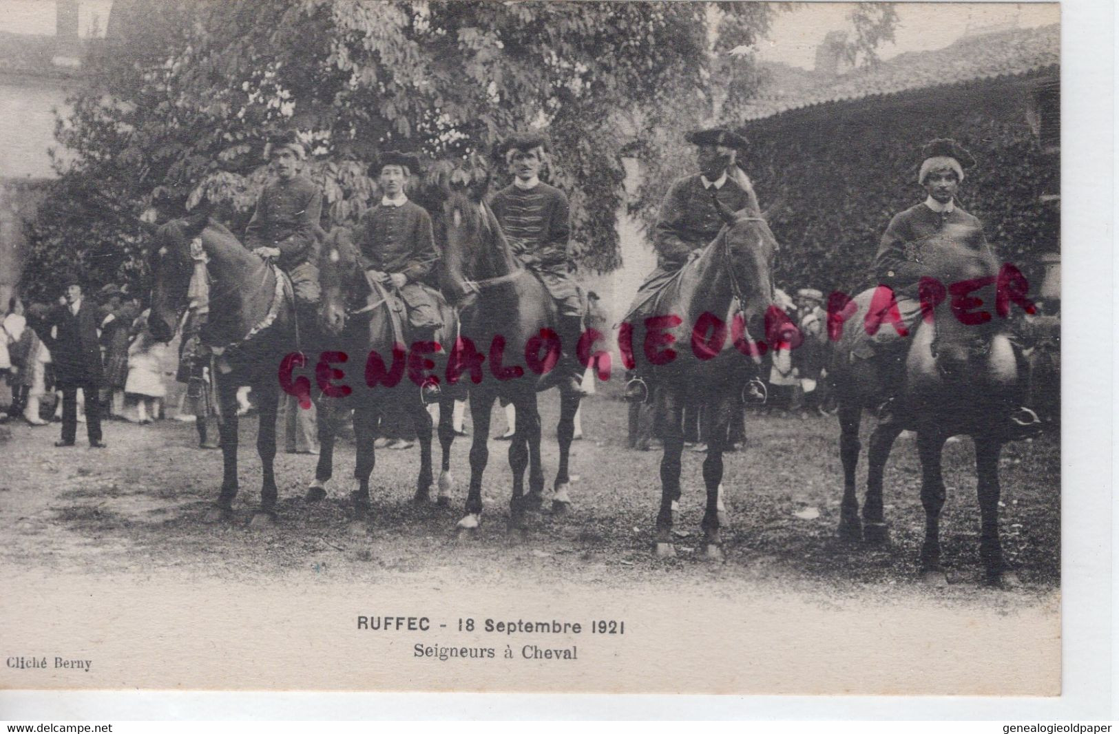 16-  RUFFEC - 18 SEPTEMBRE 1921- SEIGNEURS A CHEVAL   - CHARENTE - Ruffec