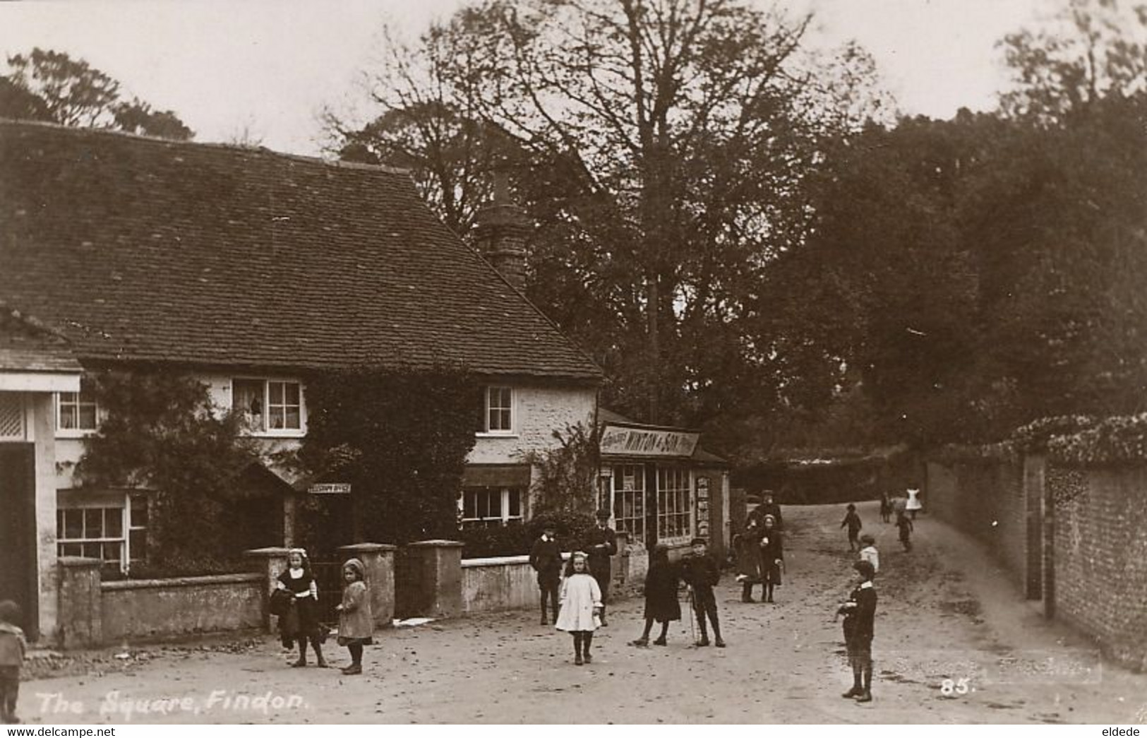 Real Photo Findon The Square Children Playing - Arundel
