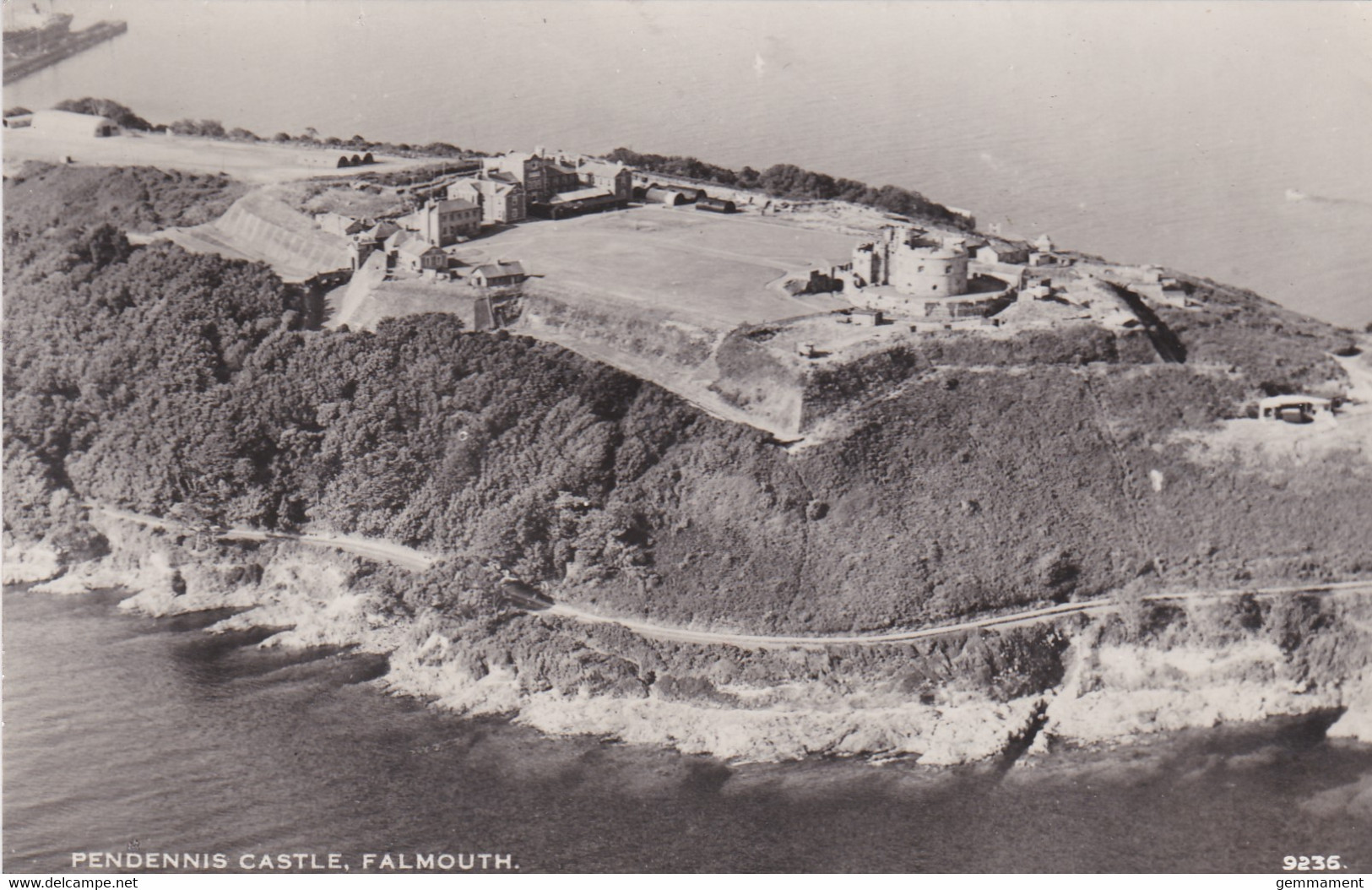 PENDENNIS CASTLE - Falmouth