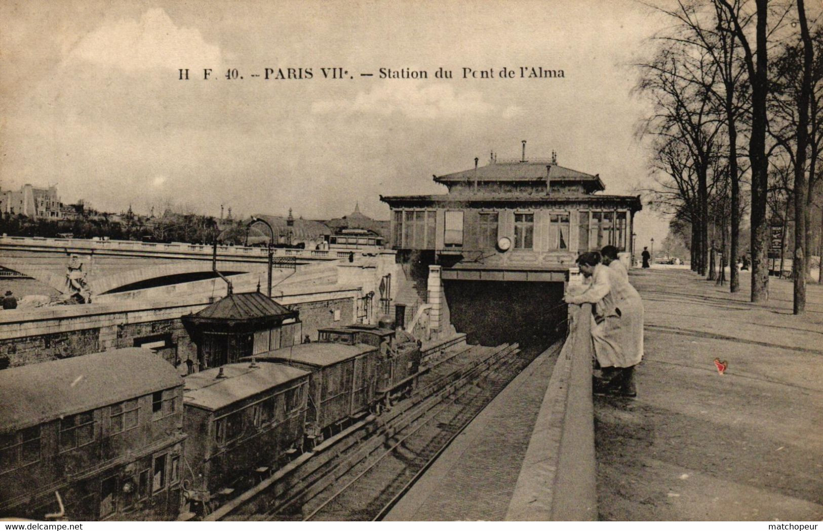 PARIS - 75 - Station Du Pont De L'Alma - Transport Urbain En Surface