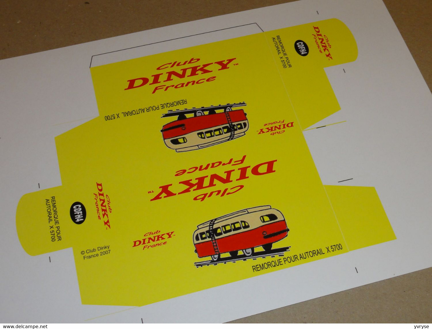 Boite DINKY CLUB CDF H4 : Remorque Pour Autorail X5700 (boite Seule - Other & Unclassified