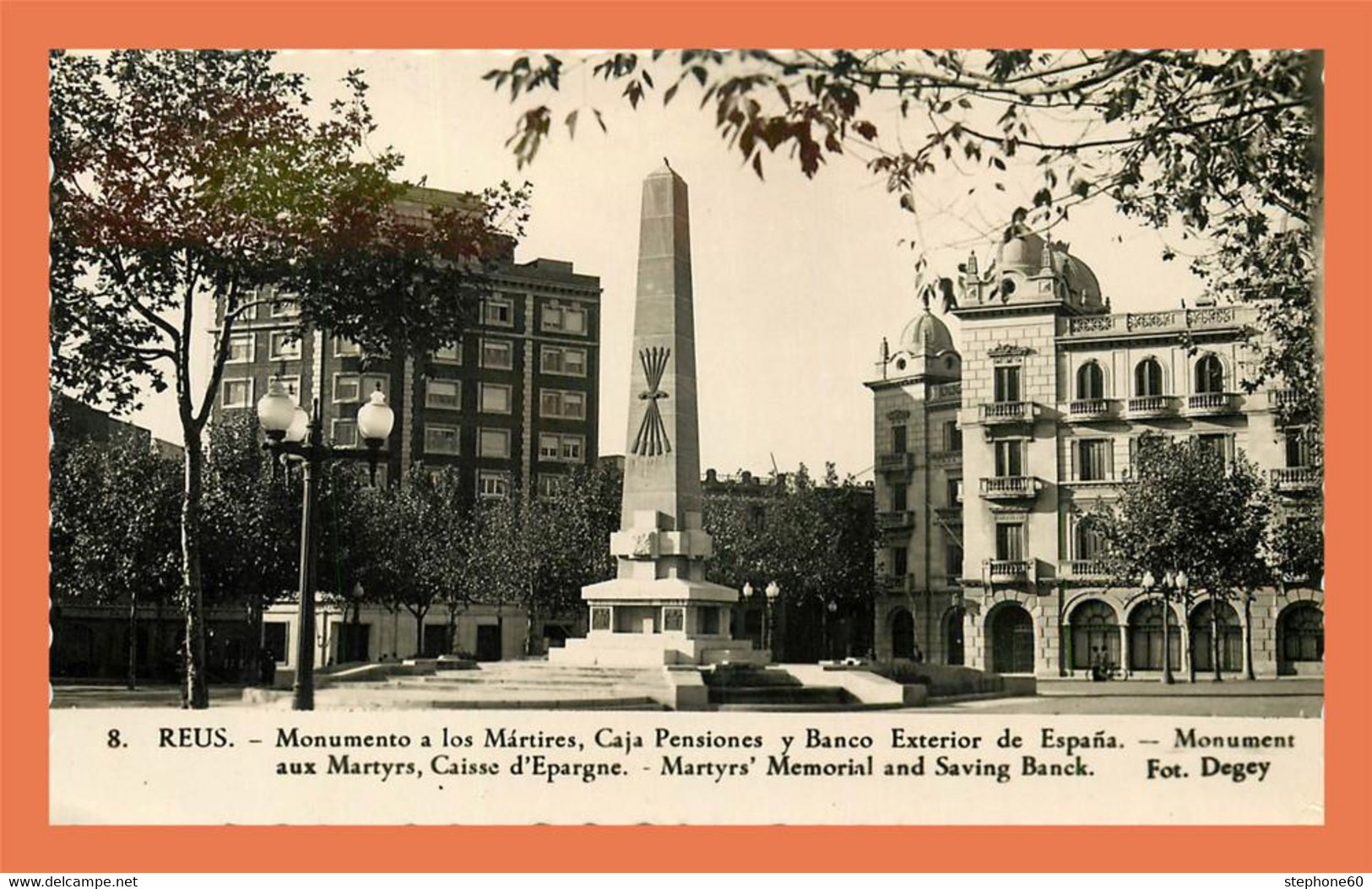 A633 / 441 Espagne REUS Monumento A Los Martires - Altri & Non Classificati