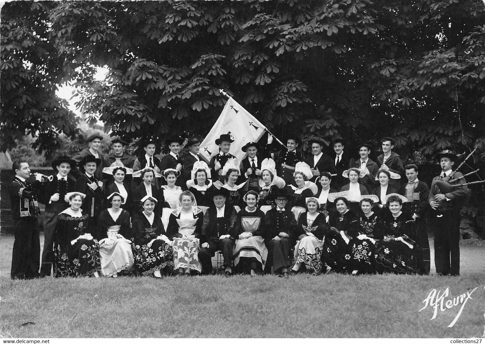 92-NANTERRE- GROUPE FOLKLORIQUE FONDE EN 1930- 14 RUE GOUNOD- KOROLLERIEN- BREIZ -IZEL - Nanterre