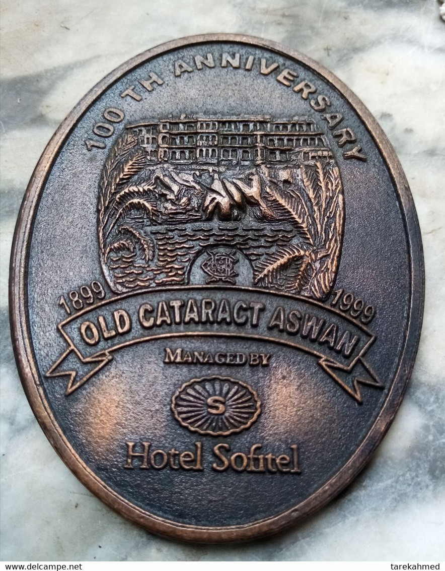 Egypt , V Rare Heavy Bronze Medal ( 200 Gm) 0f The 100 Anniv .o F Old Cataract Hotel In Aswan..great Antique Design. Uni - Casino