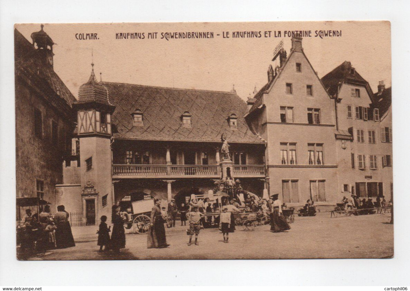 - CPA COLMAR (68) - Le Kaufhaus Et La Fontaine Schwendi (belle Animation) - - Colmar