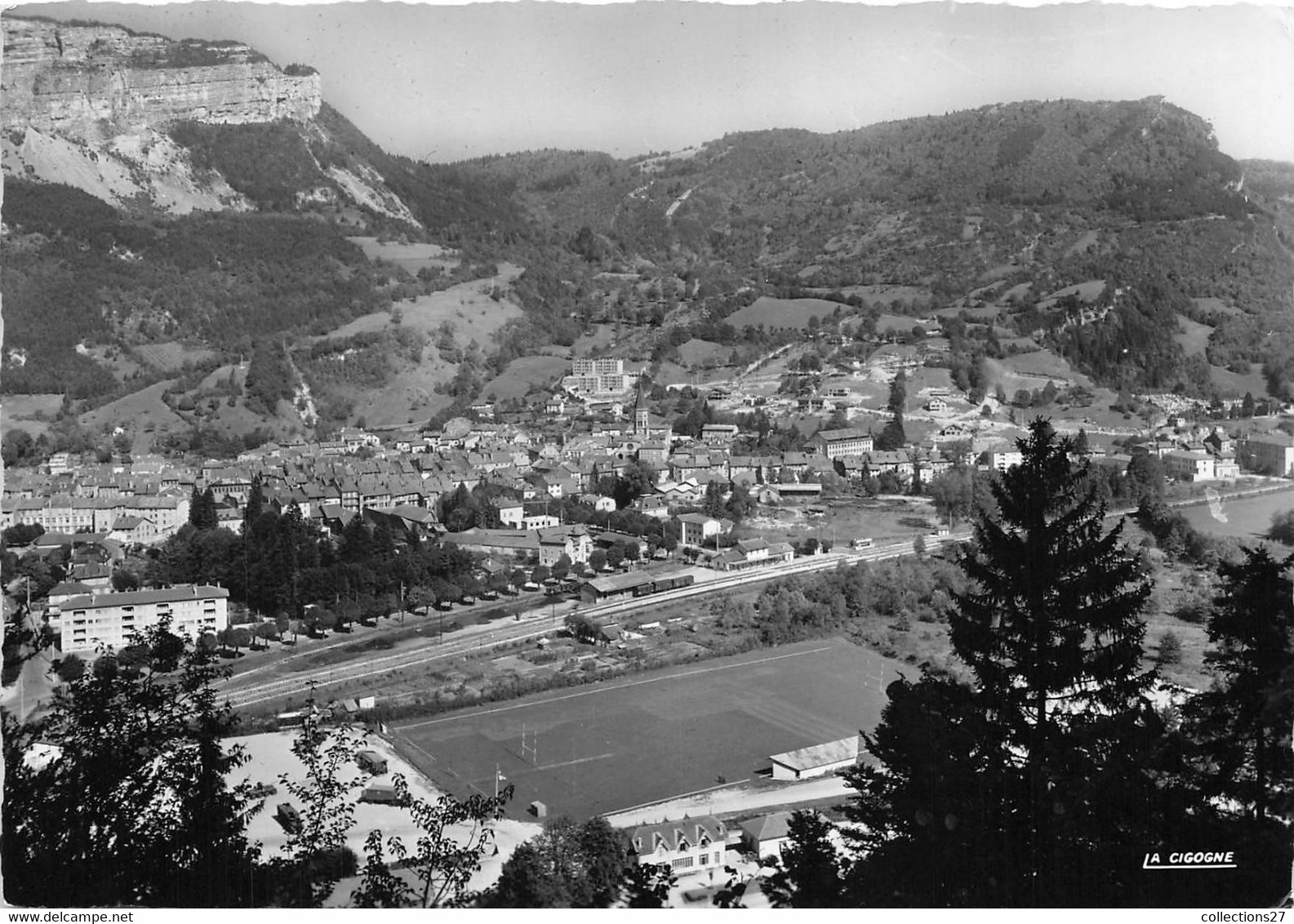 01-NANTUA- VUE PANORAMIQUE ET LES MONTS DAIN - Nantua