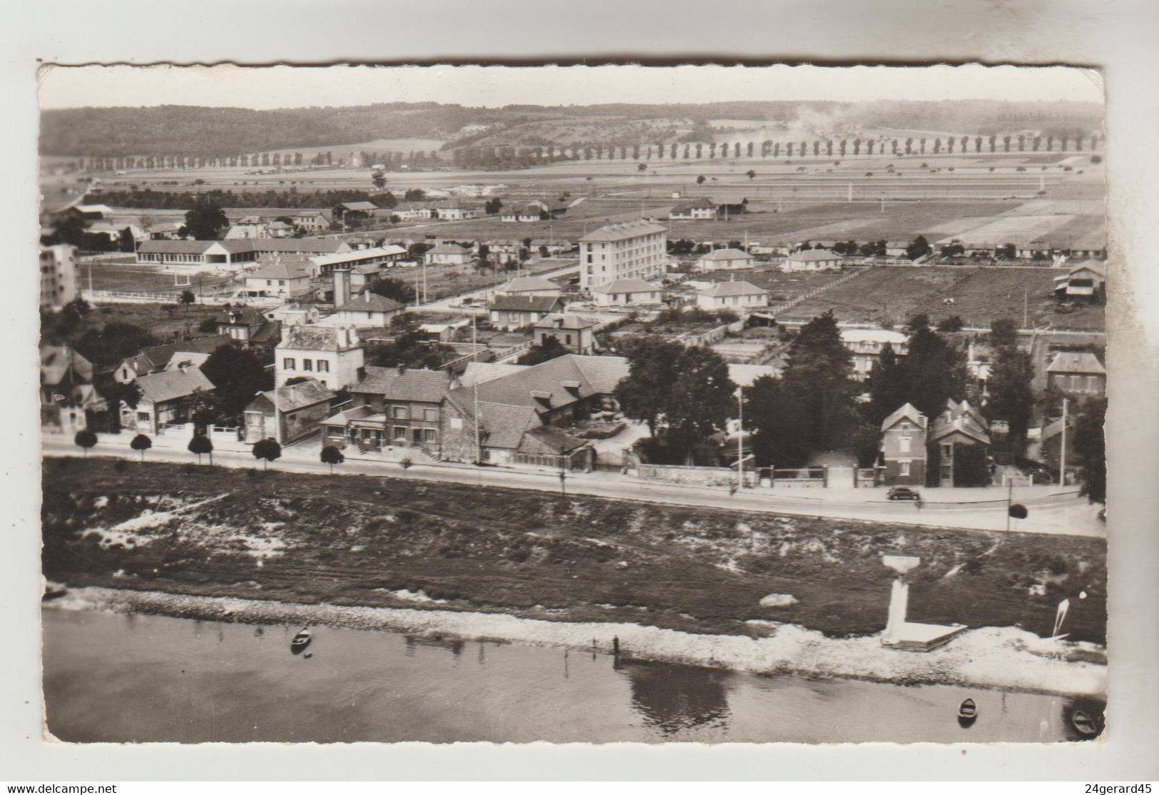 CPSM LE MANOIR (Eure) - En Avion Au-dessus De.......vue Générale Prise De La Seine - Le Manoir