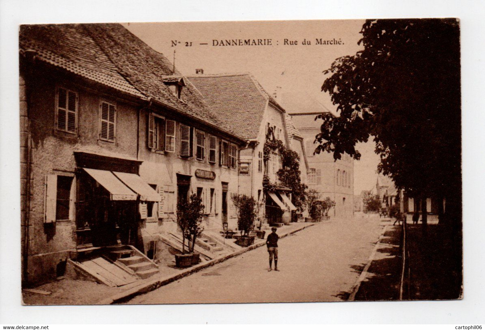 - CPA DANNEMARIE (68) - Rue Du Marché 1916 - - Dannemarie