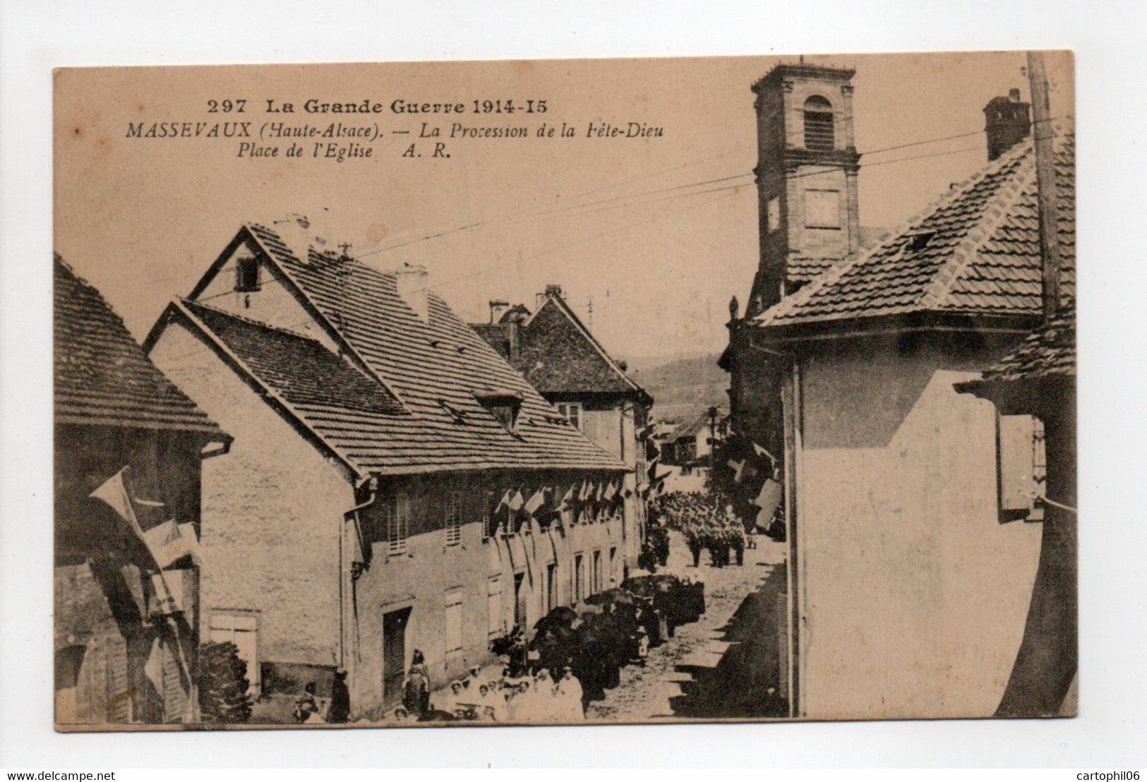 - CPA MASSEVAUX (68) - La Procession De La Fête-Dieu - Place De L'Eglise 1915 - Edition Richard 297 - - Masevaux