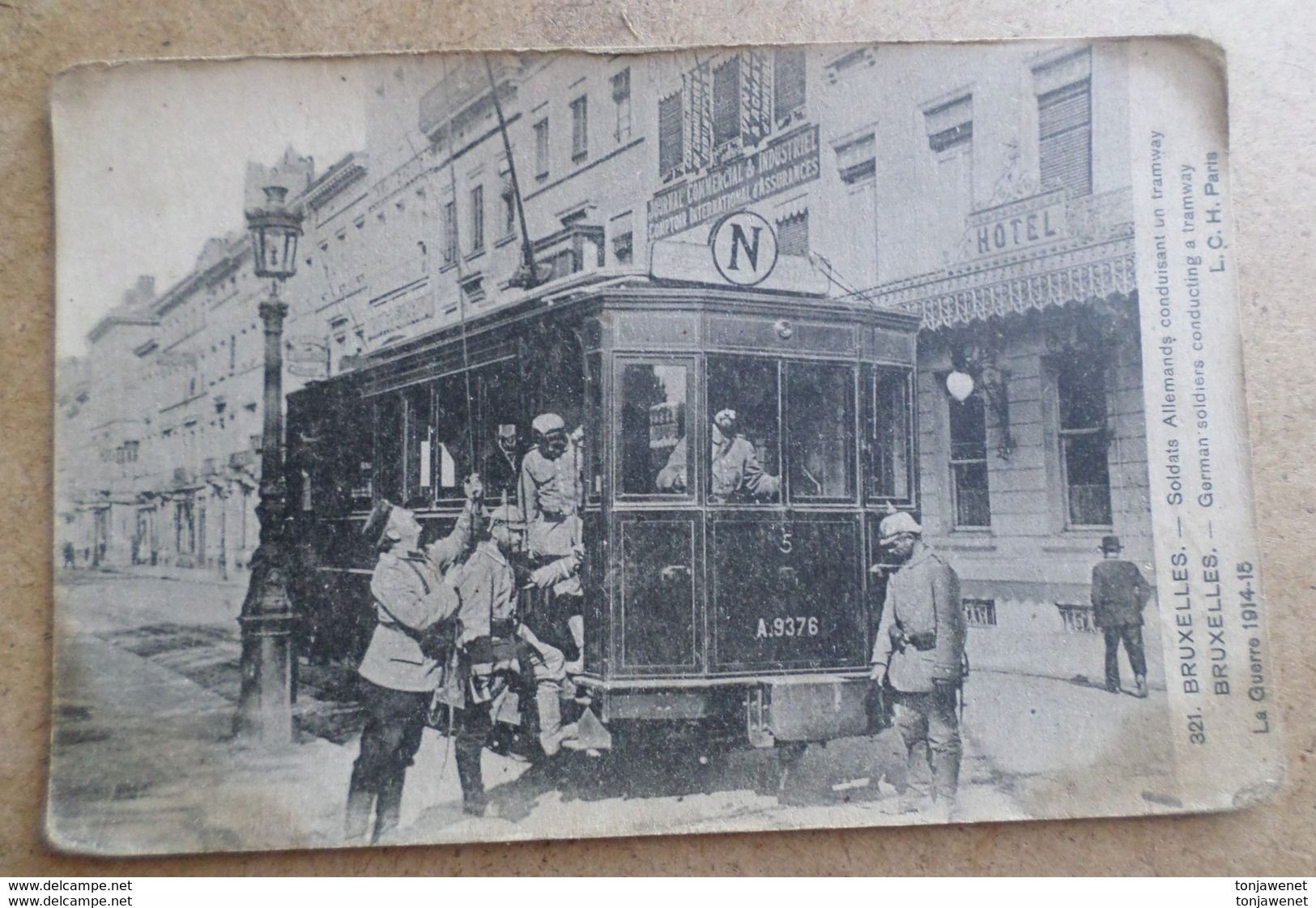 BRUXELLES - Soldats Allemand Conduisant Un Tramway ( Belgique ) - Nahverkehr, Oberirdisch